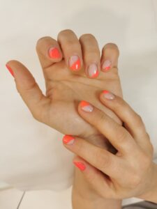manicura-uñas-estetica-mika-zamora